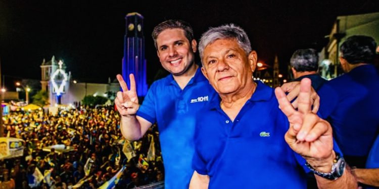 “Malabarismo” de Hugo Motta turbina Pombal com R$4,3 milhões em recursos sem registro oficial; entenda