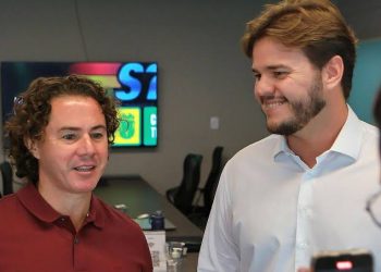 Veneziano admite abrir mão da vaga de vice para que Bruno e Romero mantenham aliança