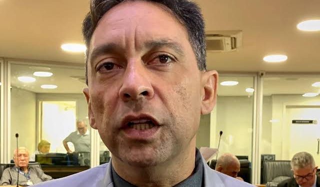 Péssimo de articulação, Fábio Ramalho afasta PSDB das principais cidades do estado