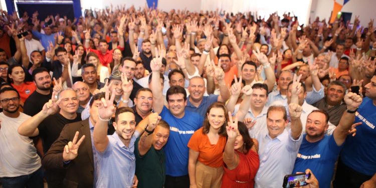 Solidariedade reúne direção nacional e filia prefeitos e lideranças de todo o estado