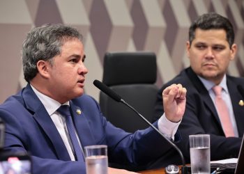 CCJ do Senado aprova PEC das drogas, que vai a Plenário