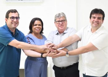 Articulação de Eduardo Carneiro leva prefeita de Pitimbu para o PSB