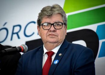 João anuncia instalação de montadora de motos elétricas e centro de distribuição em CG