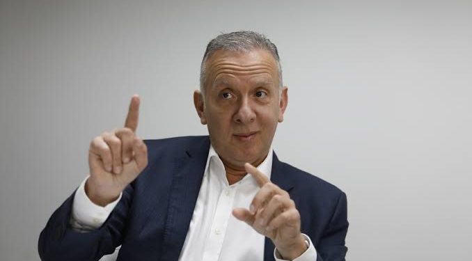 Aguinaldo nega agressões contra ex-esposa e trata acusações como “inverídicas e fantasiosas”