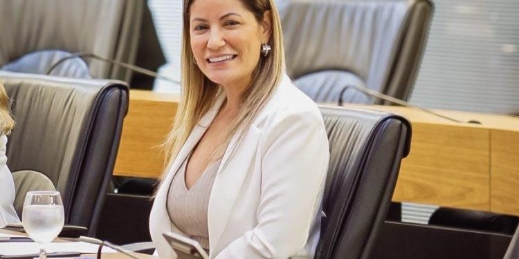 Aprovado projeto que garante proteção ao emprego para pacientes oncológicos na Paraíba