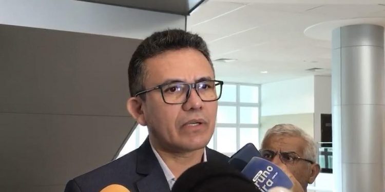 ALPB aprova convocação do secretário de Educação do Estado para prestar esclarecimentos