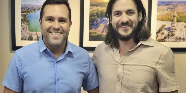 Em meio a impasse na Capital, Pedro define novo presidente do PSDB