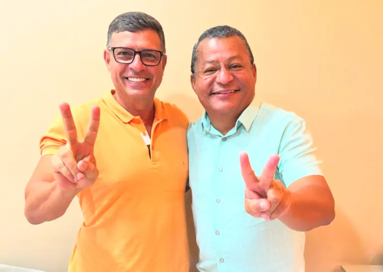 Nilvan abandona de vez bolsonarismo e sinaliza aliança com grupo de Vitor Hugo