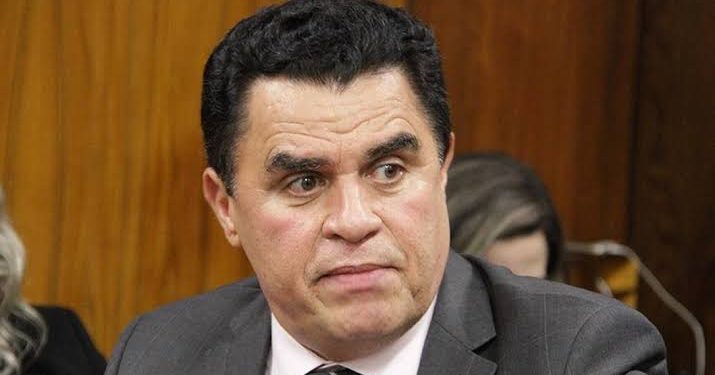 Wilson Santiago deixa secretaria no Estado para voltar a Câmara e será substituído pela esposa