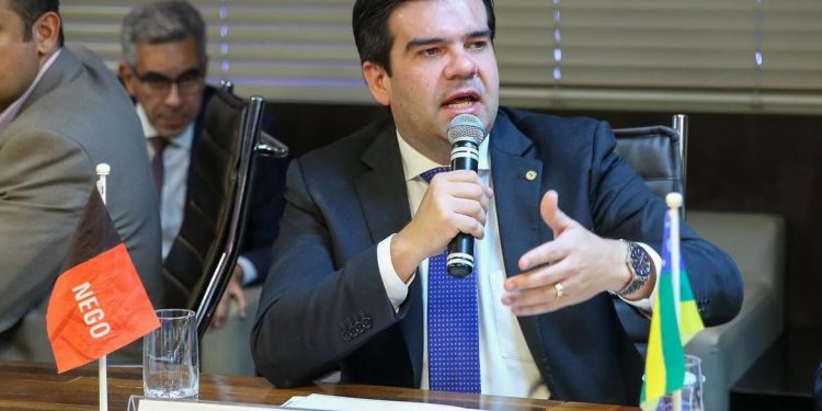 Eduardo Carneiro nega que Solidariedade tenha entrado com ação para derrubar Galdino