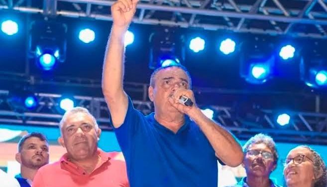 Prefeito de Curral de Cima é acusado de realizar gasto milionário em combustível