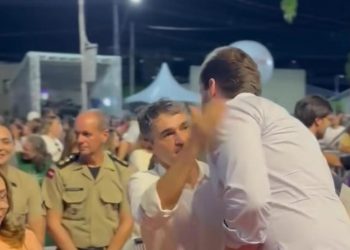 Bruno e Romero se encontram em CG em momento de tensão política; assista