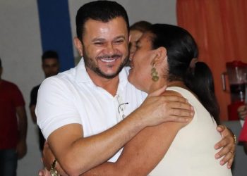 Prefeito paraibano estoura folha e não consegue pagar piso salarial nem previdência