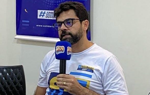 Prefeito de São Bento é intimado pelo TCE-PB por receber salários irregulares