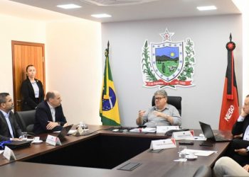 João Azevêdo garante instalação de Centro de Distribuição e fábrica belga na Paraíba