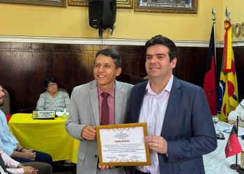 Eduardo Carneiro recebe cidadania areiense e reafirma compromisso com desenvolvimento do município