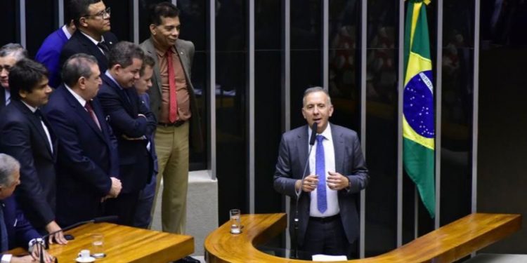 Aguinaldo Ribeiro é eleito um dos mais influentes do Congresso Nacional pela 9ª vez