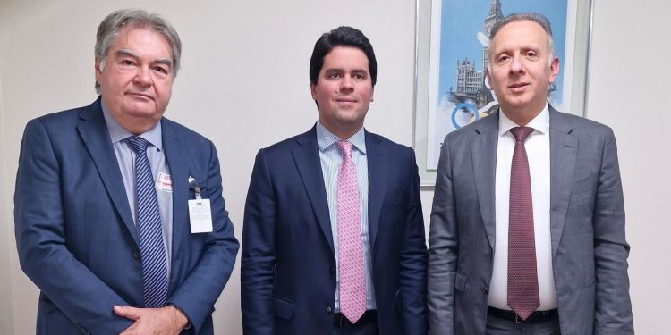 Santa Rita, Cajazeiras e Esperança vão ganhar novas arenas esportivas após articulação de Aguinaldo