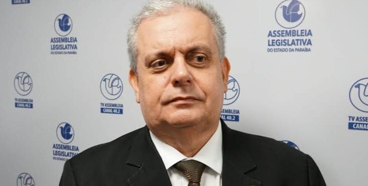 Bosco Carneiro retira assinatura e inviabiliza CPI do Padre Zé na ALPB