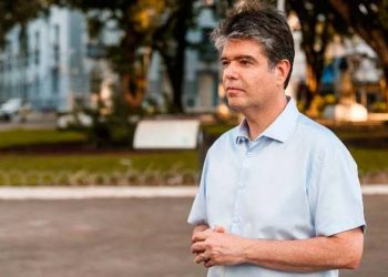 Ruy Carneiro sofre novo revés na Justiça por ataques a Cícero