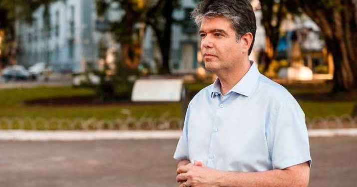 Ruy Carneiro sofre novo revés na Justiça por ataques a Cícero