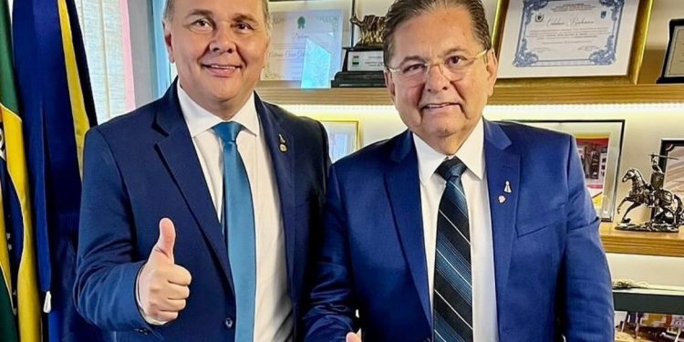 Fábio Ramalho pede licença e Manoel Ludgério retorna à ALPB