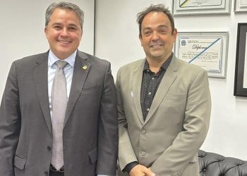 Após pedido do presidente da Amde, Efraim garante viabilizar recursos para construção do novo Mercado do Aluízio Campos
