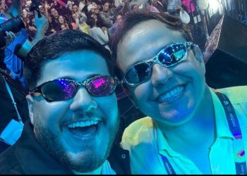 Embriagado, prefeito de Bananeiras causa vexame e atrapalha cantores na abertura do São João; assista