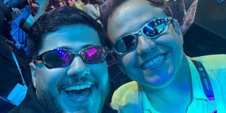 Embriagado, prefeito de Bananeiras causa vexame e atrapalha cantores na abertura do São João; assista