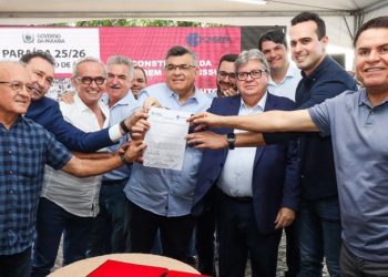 João Azevêdo assina ordem de serviço para construção da barragem Cupissura e conclusão da 2ª etapa da adutora Translitorânea