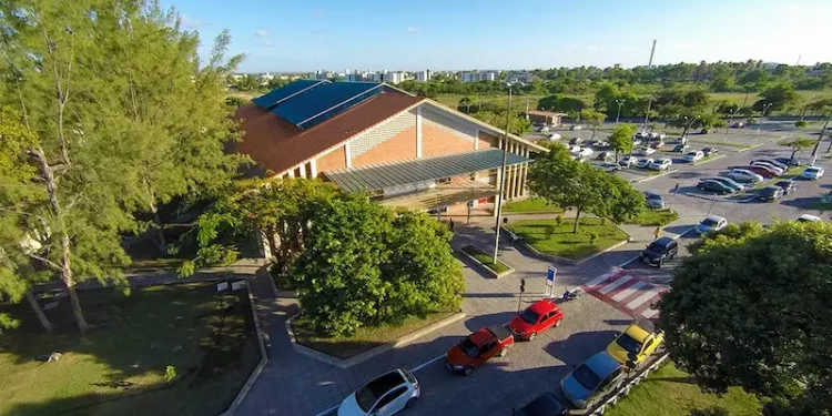 Justiça derruba pela terceira vez lei que proíbe cobrança de estacionamento em estabelecimentos privados na PB