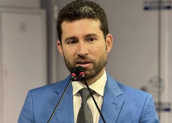 Deputado quer contratação obrigatória de artistas locais em eventos pagos com recursos públicos, na Paraíba