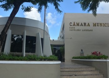 Veículo da imprensa nacional estaria produzindo reportagem sobre suposta ligação entre traficantes e vereadores em JP