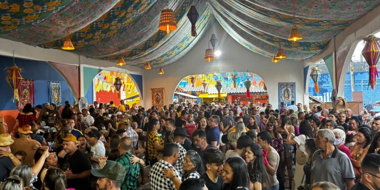 Vila do Artesão divulga programação de shows da semana de São João, de 20 a 24 de junho