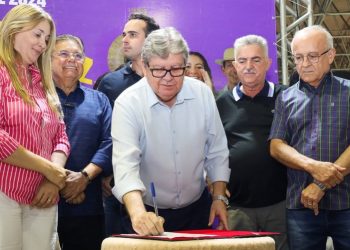 João anuncia investimentos de mais de R$ 55 milhões e encerra ciclo do Orçamento Democrático em JP