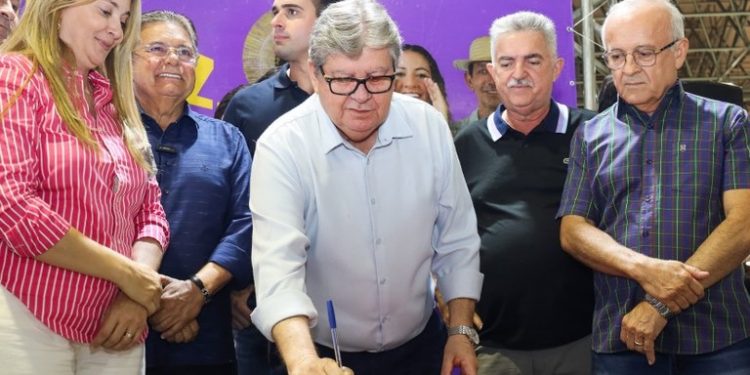 João anuncia investimentos de mais de R$ 55 milhões e encerra ciclo do Orçamento Democrático em JP