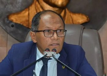 Marinaldo racha com Bruno e confirma voto em Jhony, mas rechaça possibilidade de ser vice