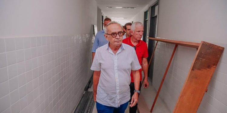 Cícero anuncia entrega do primeiro Hospital Veterinário da Capital na próxima sexta-feira