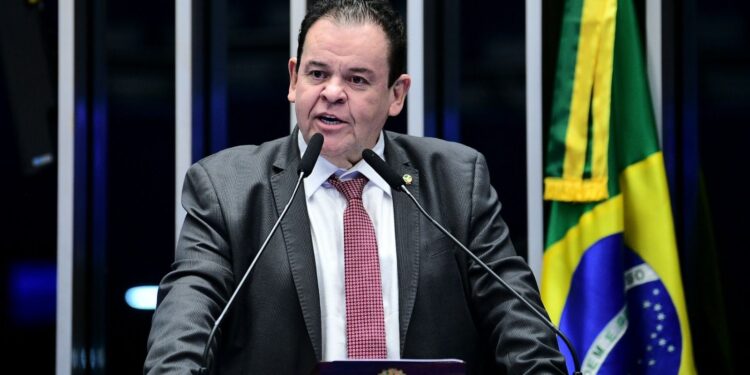 André Amaral destaca dedicação de Efraim na luta pela Desoneração