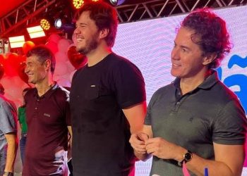 Bruno Cunha Lima fortalece alianças políticas na corrida pela reeleição em CG