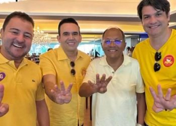 Marinaldo é oficializado como vice de Jhony durante convenção do PSB em Campina Grande