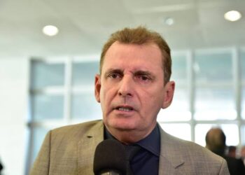 Chico Mendes desconstrói críticas de Zé Aldemir e comprova destinação de emenda para o Laureano de Cajazeiras