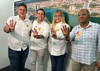 Vereadores do Podemos anunciam apoio a Jhony, mesmo após partido emplacar vice de Bruno