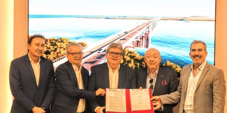 João Azevêdo assina contrato para construção da ponte que interligará Cabedelo, Santa Rita e Lucena