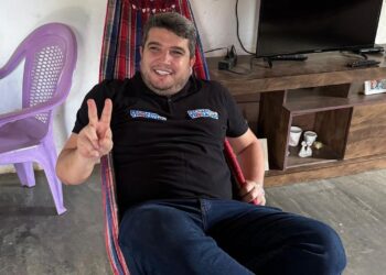 Após desgate, equipe de marketing retira sobrenome “Carnaúba” das peças de campanha do candidato da situação em São Bento