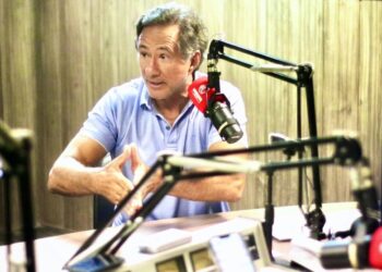 Gilbertão critica gestão municipal, chama Tyrone de incompetente e diz ter constatado situação de “miséria” em Sousa