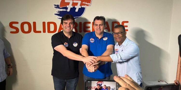Bispo José Luiz troca Republicanos pelo Solidariedade e anuncia apoio a Fábio Carneiro
