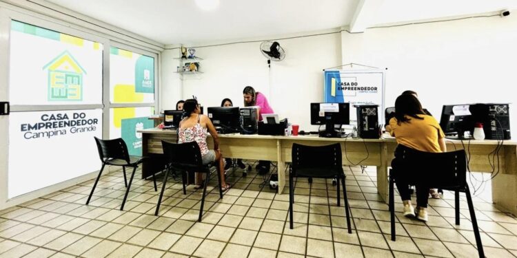 Casa do Empreendedor de CG celebra marca de 2.774 atendimentos online em agosto