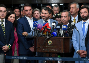 Dois deputados paraibanos assinam pedido de impeachment contra Alexandre de Moraes