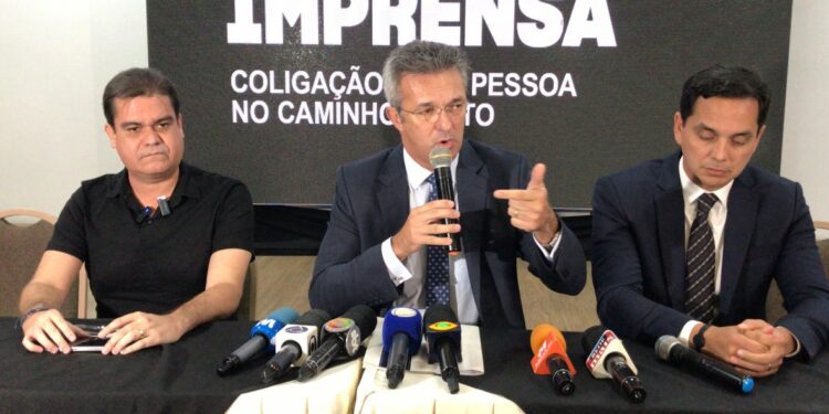 Campanha de Cícero denuncia ‘milícia digital’ contra prefeito e aciona STF